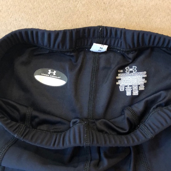 Under Armour Shorts - Sz S - Picture 2 of 3
